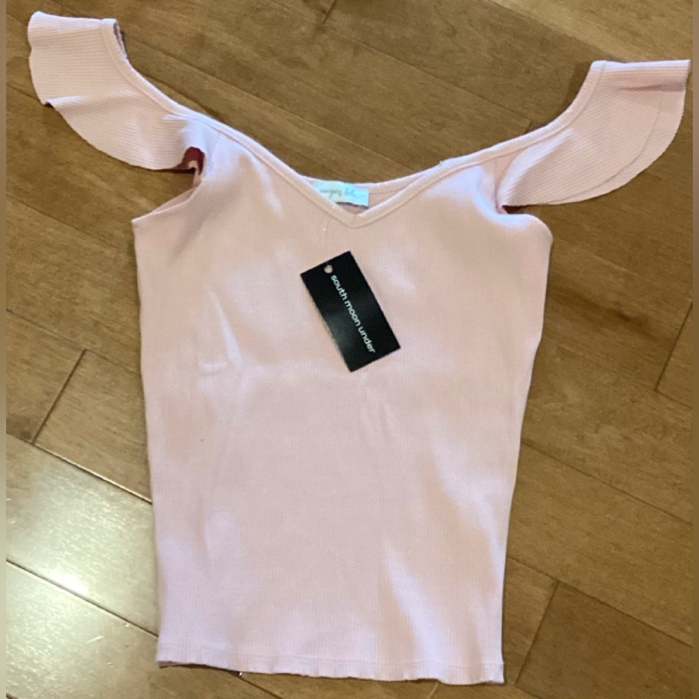 NWT- South Moon Under Ruffle Sleeve Crop Tank- Size Med